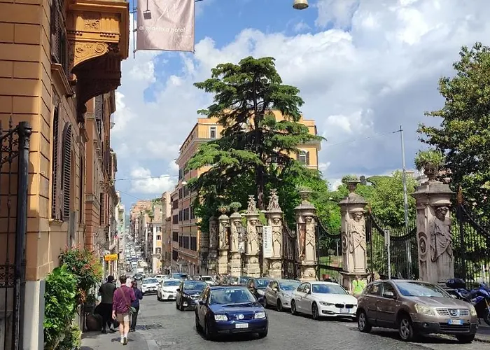 Storico In Zona Barberini * Roma